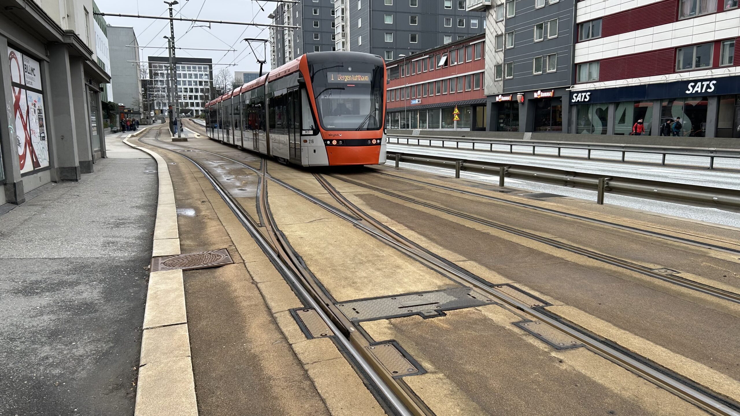 Sporveksel og vendesløyfe ved Danmarksplass holdeplass. Foto: Ronny Turøy / Bybanen AS
